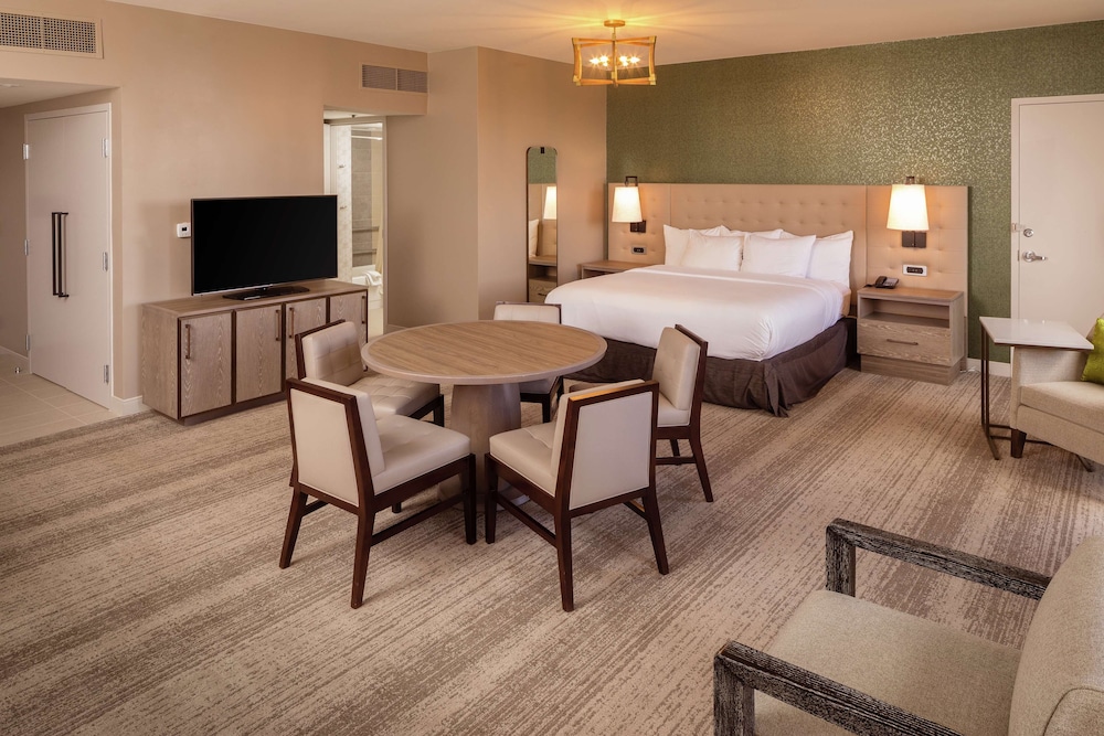 Hilton Birmingham Downtown at UAB - photo 7