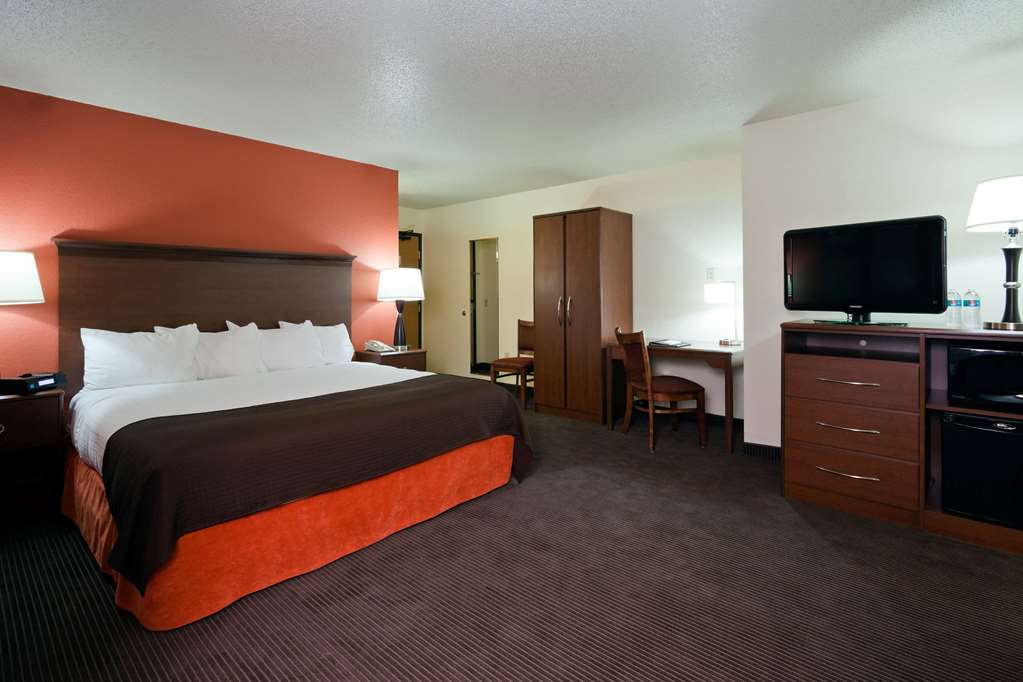 AmericInn by Wyndham Worthington - photo 20