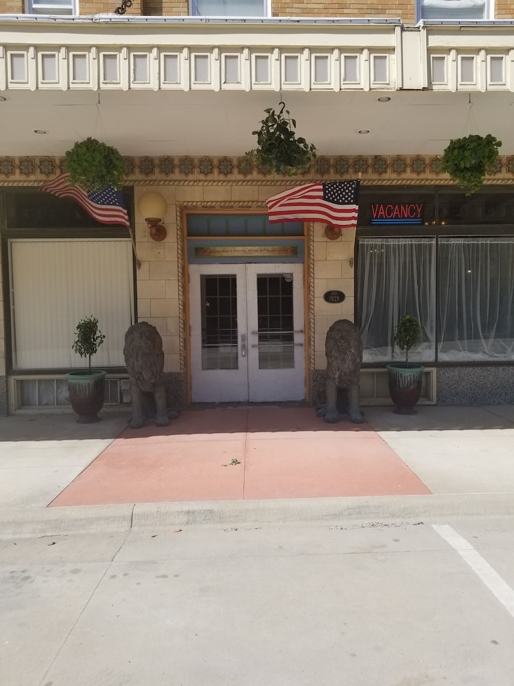 Tioga Extended Stay Hotel - photo 21