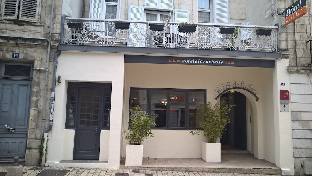 Hôtel de la Paix - carbon neutral hotel in La Rochelle
