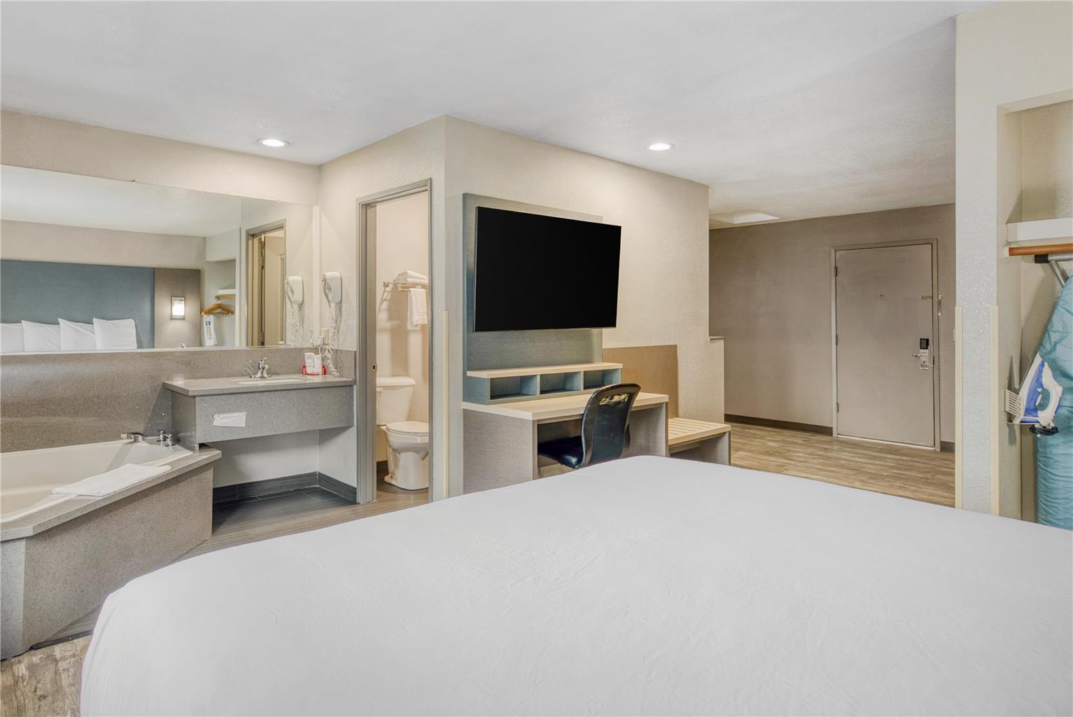 SureStay Hotel by Best Western Ukiah - photo 16