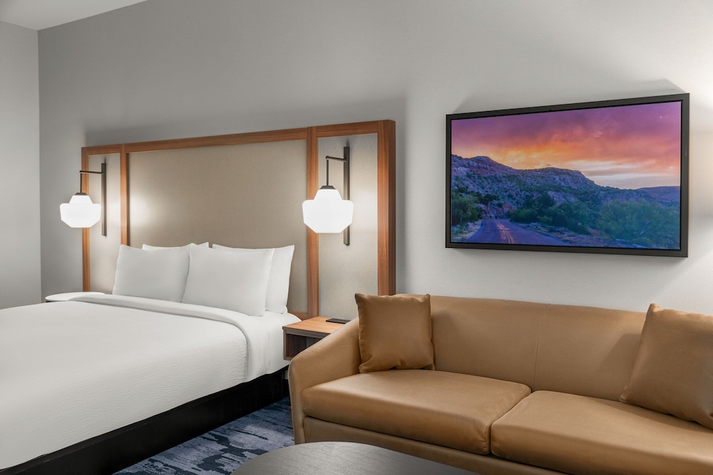 Fairfield by Marriott Inn & Suites Austin Downtown - photo 12