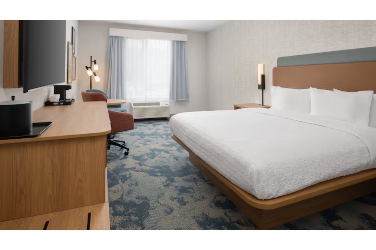Hampton Inn by Hilton North Hollywood - photo 21