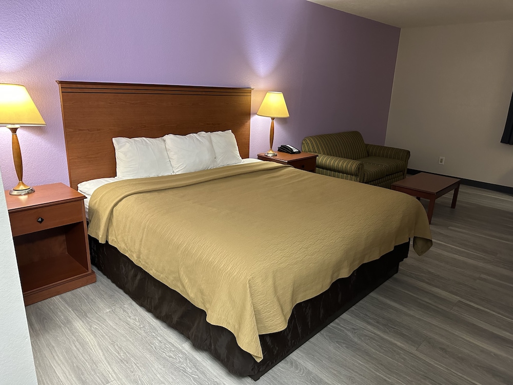 Baymont by Wyndham Omaha SW - photo 16
