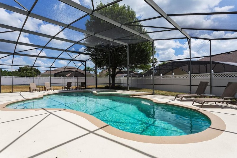 Formosa Gardens Homes by Atlas VH — 4-Star Luxury Hotel in Kissimmee, United States