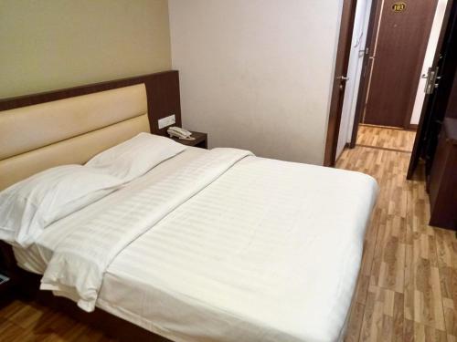 Namii Hotel — Batam — photo 4