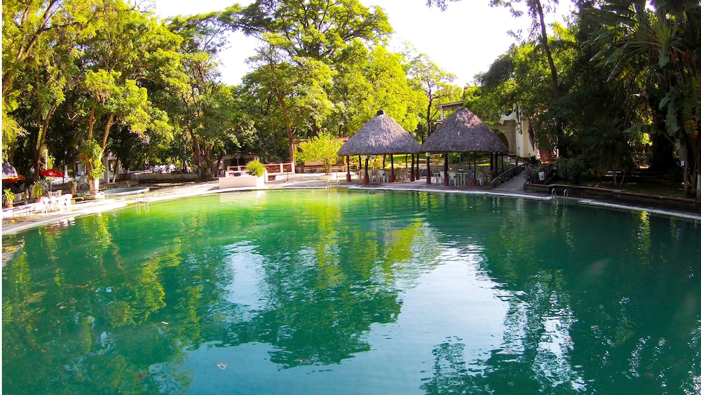 Hotel Spa Taninul - carbon neutral hotel in Tamuin