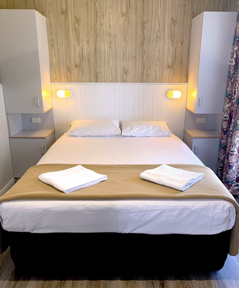 Holbrook Motor Village - carbon neutral hotel in Holbrook