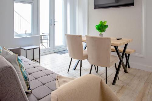 The Aston 2 bedroom with patio — 4-Star Luxury Hotel in Leicester, United Kingdom