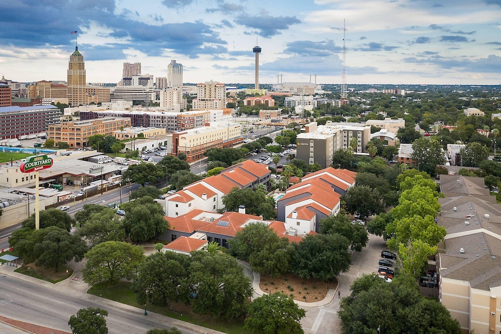 Courtyard by Marriott San Antonio Downtown Market Square - photo 30