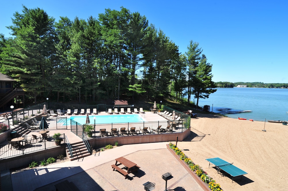 Sunset Bay Resort in Wisconsin Dells, United States