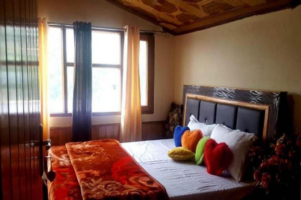 The Himsutra by Goroomgo - carbon neutral hotel in Shimla