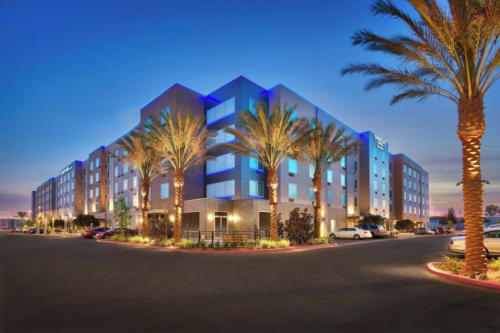 TownePlace Suites by Marriott Los Angeles LAX Hawthorne - photo 48
