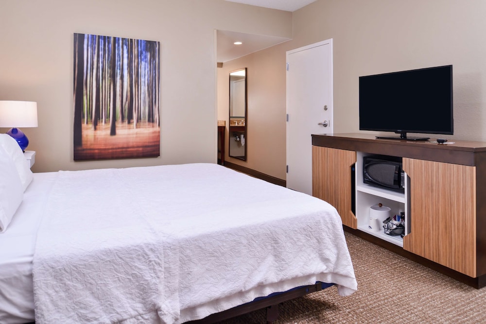 Hampton Inn Lexington Historic District - photo 19
