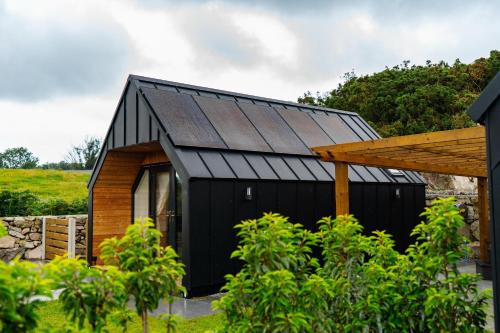The Village At The Rocks Luxury Glamping Resort — Newry