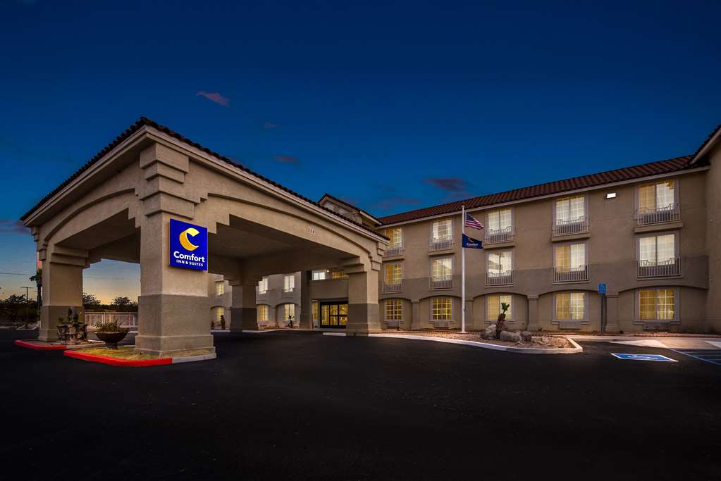 Comfort Inn & Suites El Centro I 8 - featured photo