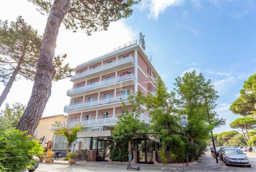 Hotel La Torre - last minute hotel in Cervia