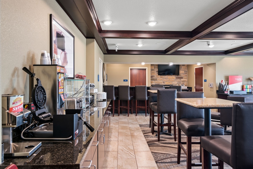 Cobblestone Inn & Suites Yuma - photo 66