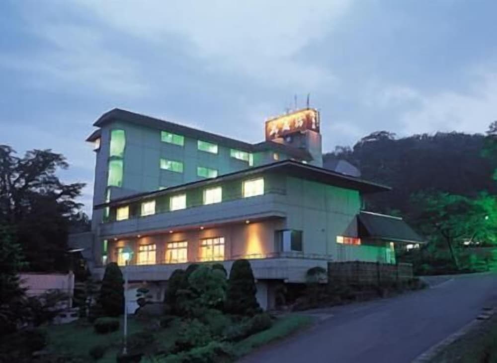 Hiraizumi Hotel Musashibo — hotel in Kurihara