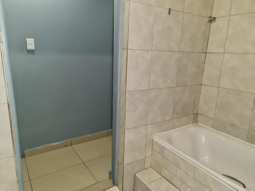 Hasate Guest House 10 Florence Street Oakdale Belliville 7530 Cape Town South African