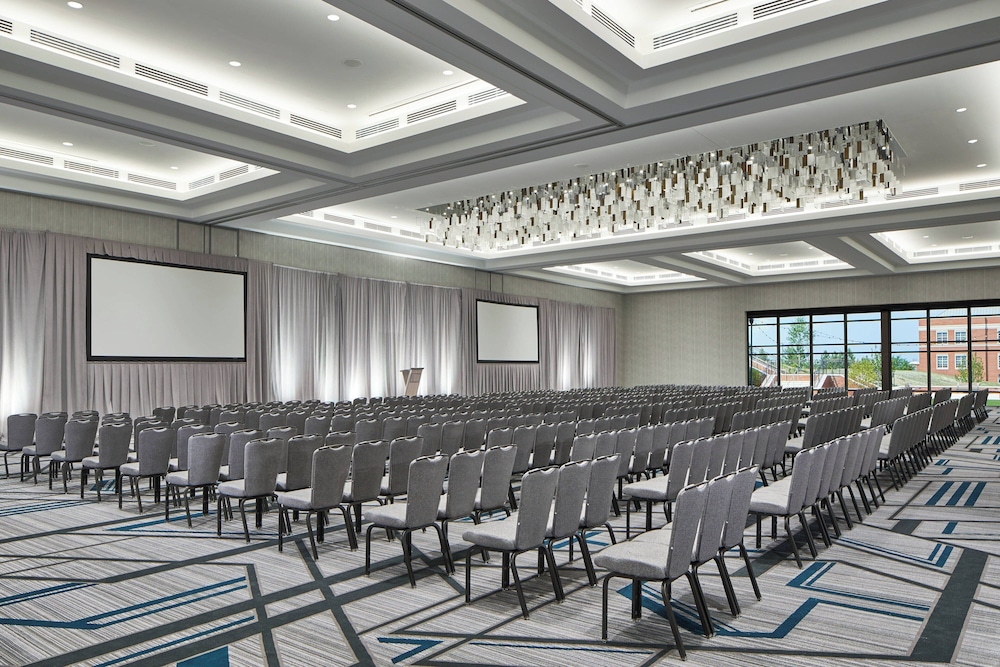 UNC Charlotte Marriott Hotel & Conference Center - photo 52