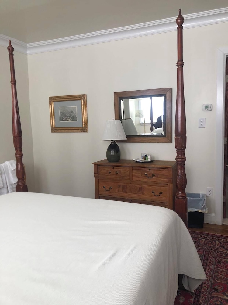 Cannon Hill Inn - photo 6
