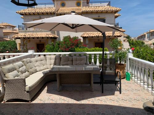 Familienhaus In Cabo Roig — Orihuela