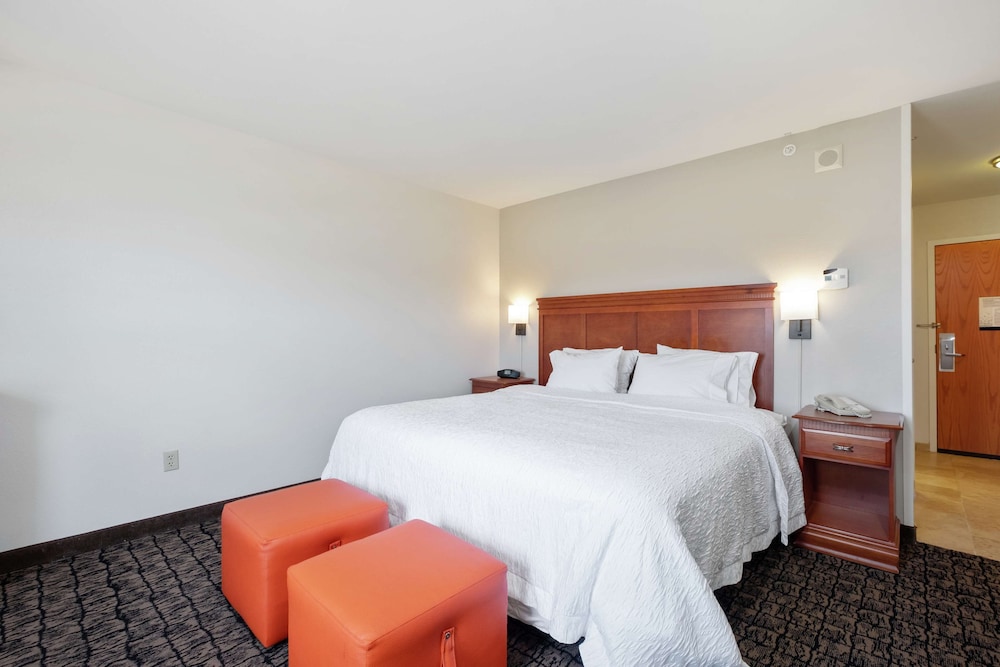 Hampton Inn & Suites Rockland - photo 6