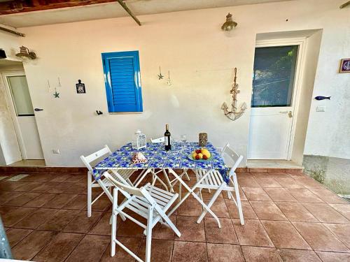 DilettaAnna Apartment Vulcano with private garden — 4-Star Luxury Hotel in Tropea, Italy