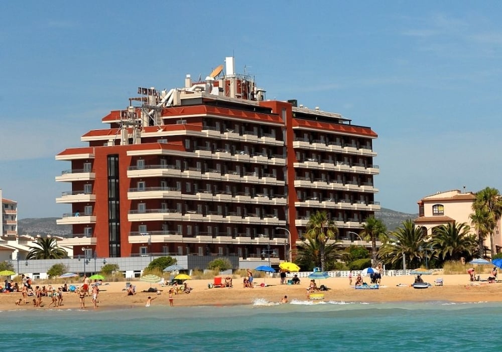 Aparthotel Acualandia in Peniscola, Spain
