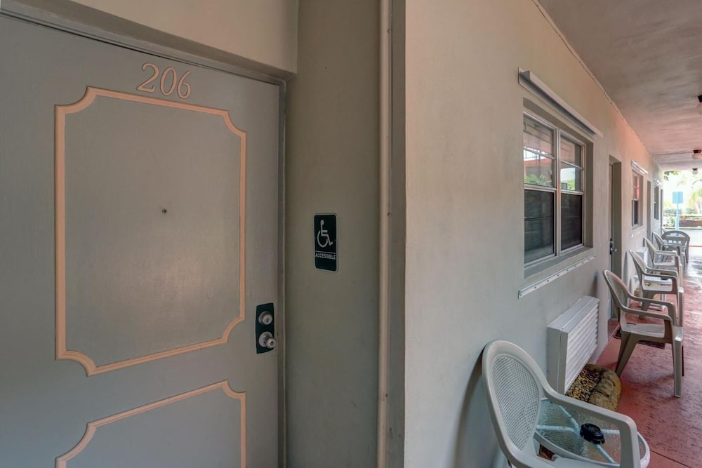 Richard's Motel Studio - photo 36