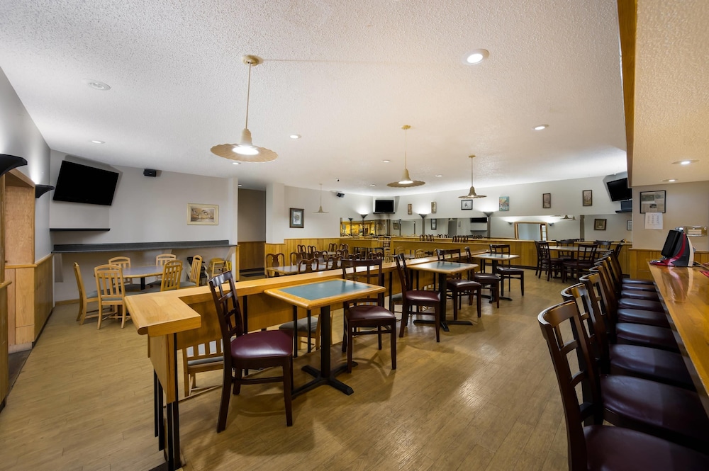 Suburban Studios Canon City - photo 24
