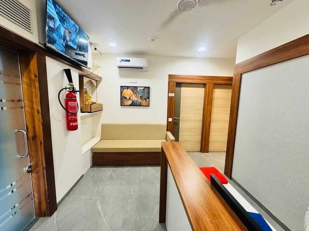 Hotel Legend — Gandhinagar — photo 5