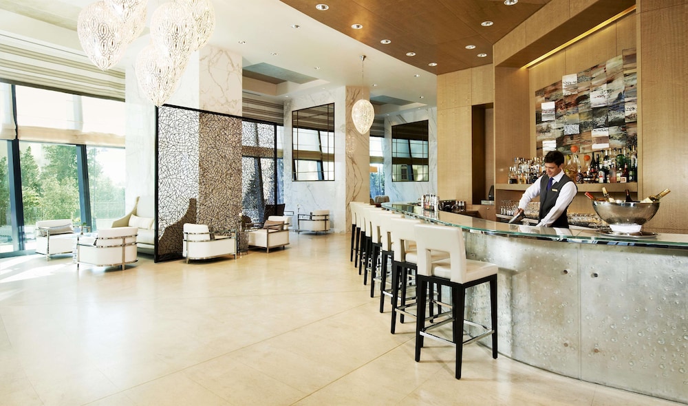 מזון ומשקאות