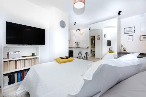 Studio Apartment Baka with Free Private Parking — 4-Star Luxury Hotel in Solin, Croatia