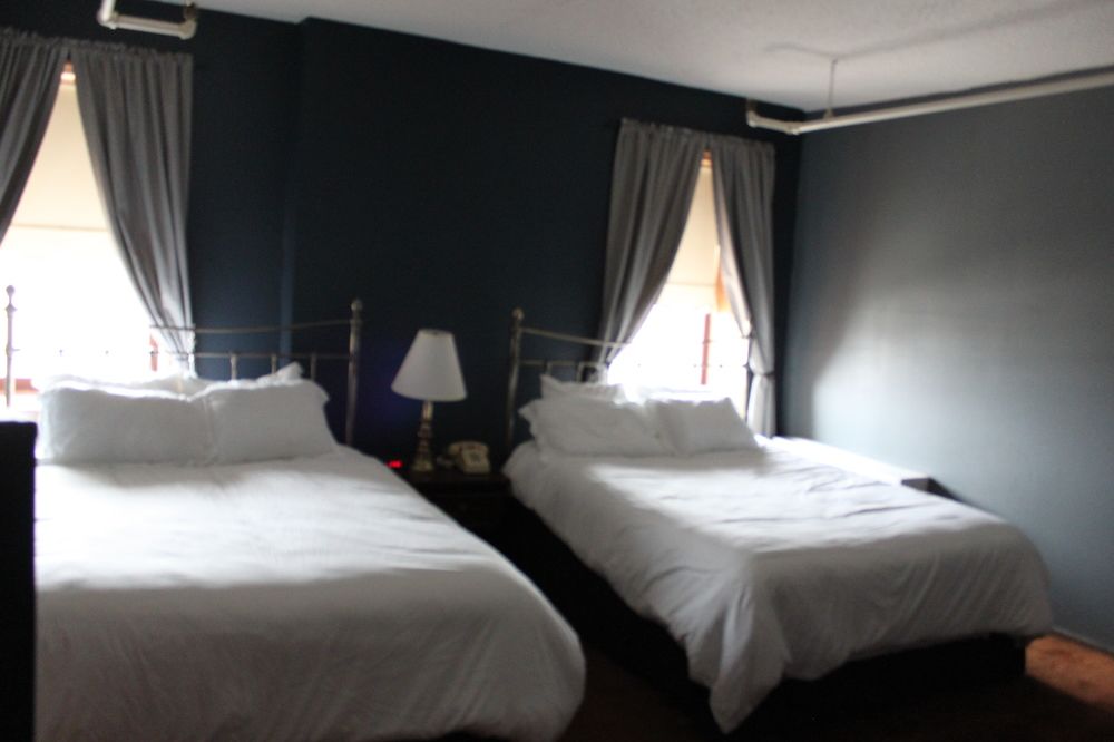 Historic Calumet Inn - photo 4
