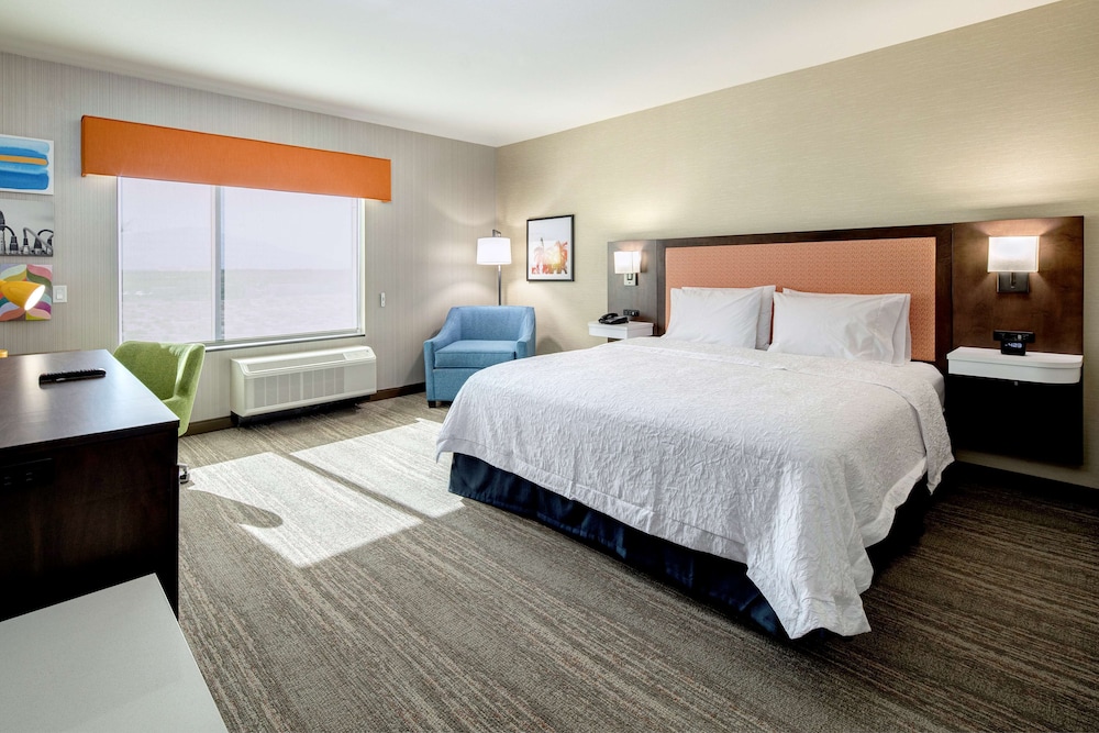 Hampton Inn & Suites Indio - photo 8