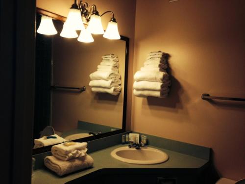 Duke of York Hotel - photo 7