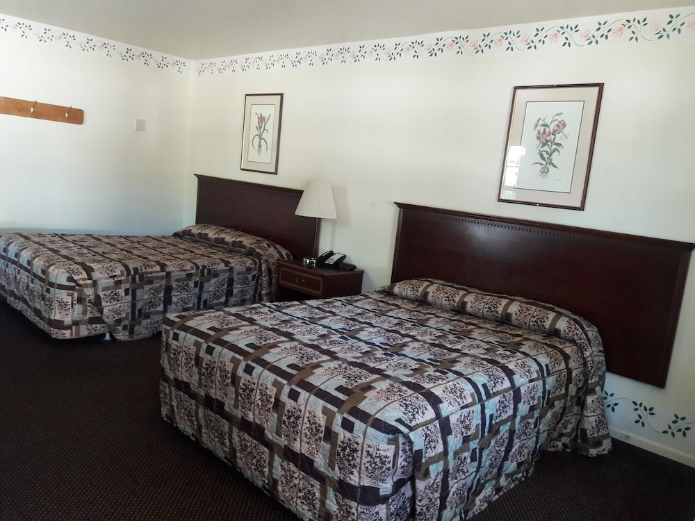 Windmill Inn Lynden - photo 2