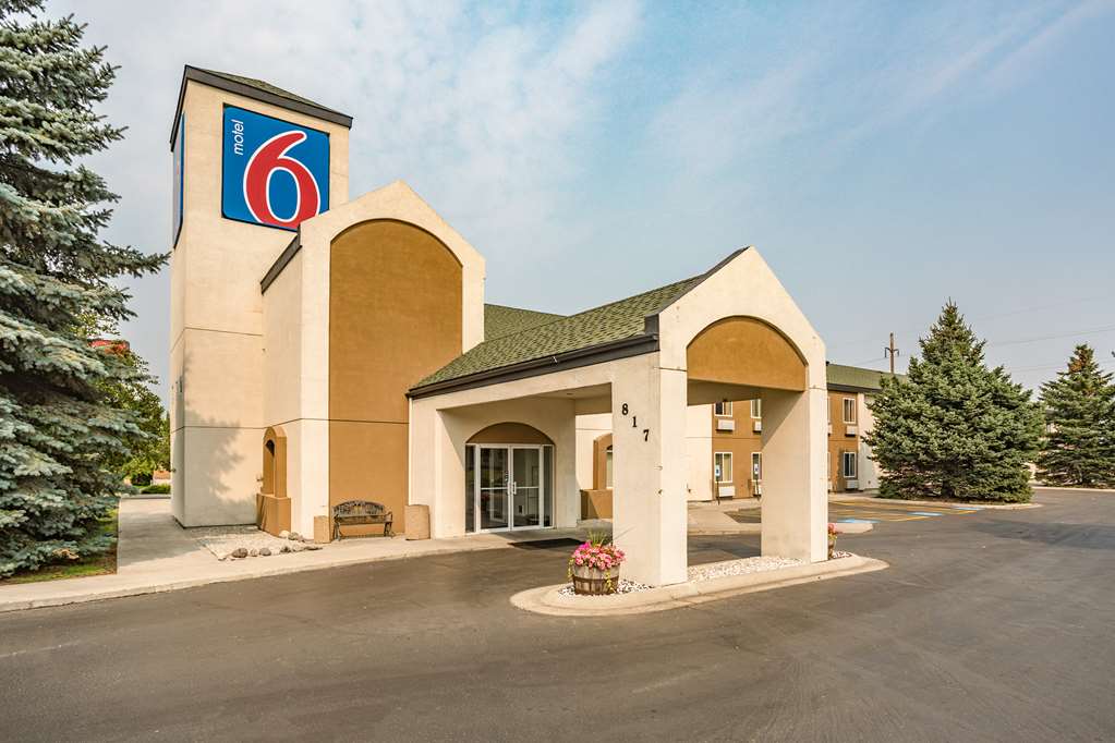 Motel 6 Bozeman MT - featured photo