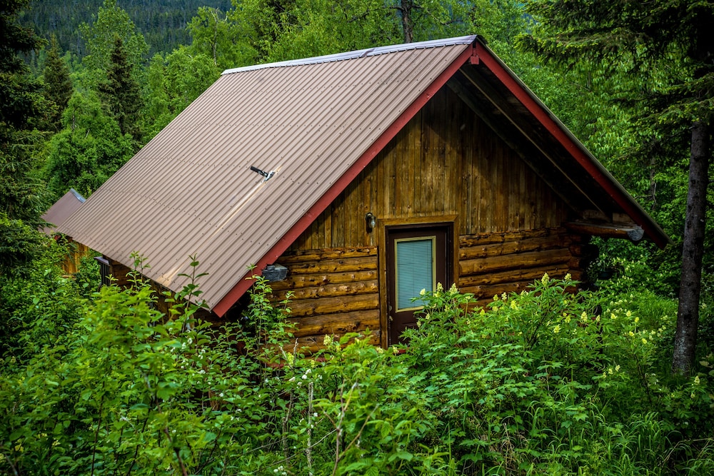 Midnight Sun Log Cabins - photo 14