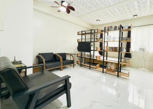 Modern Simplicity: Cozy @Nuvali — 4-Star Luxury Hotel in Calamba, Philippines