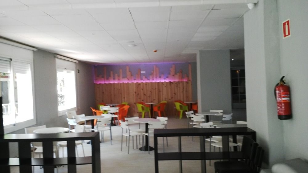 Sun Beach Hotel — Lloret De Mar — photo 5