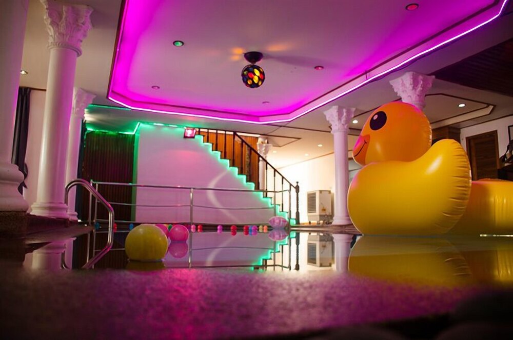 Baan Rally Pink in Bang Lamung, Thailand