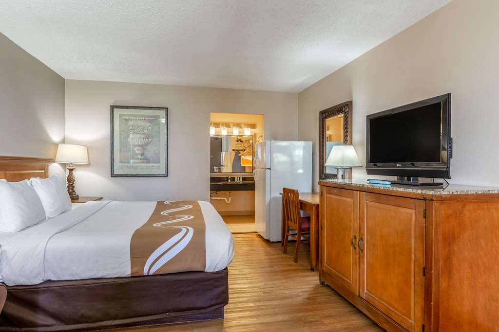 Quality Inn Pasadena Houston East - photo 22