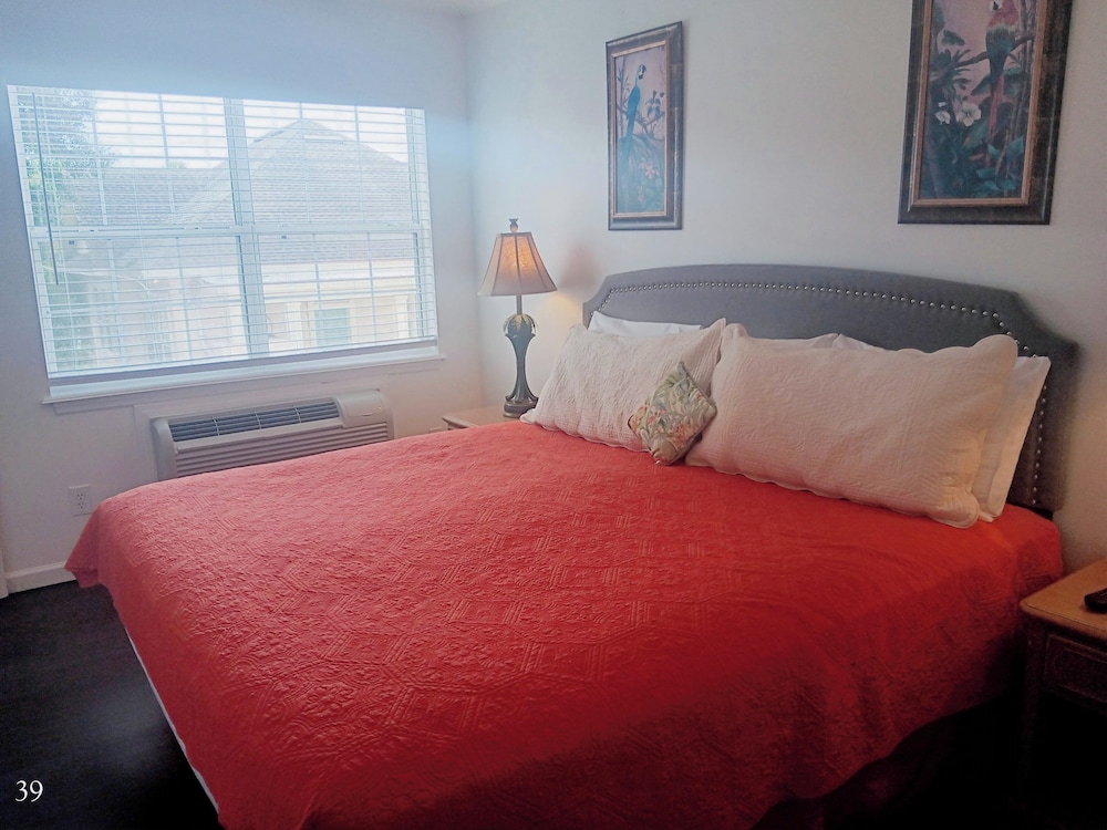 The Cozy Inn - photo 26