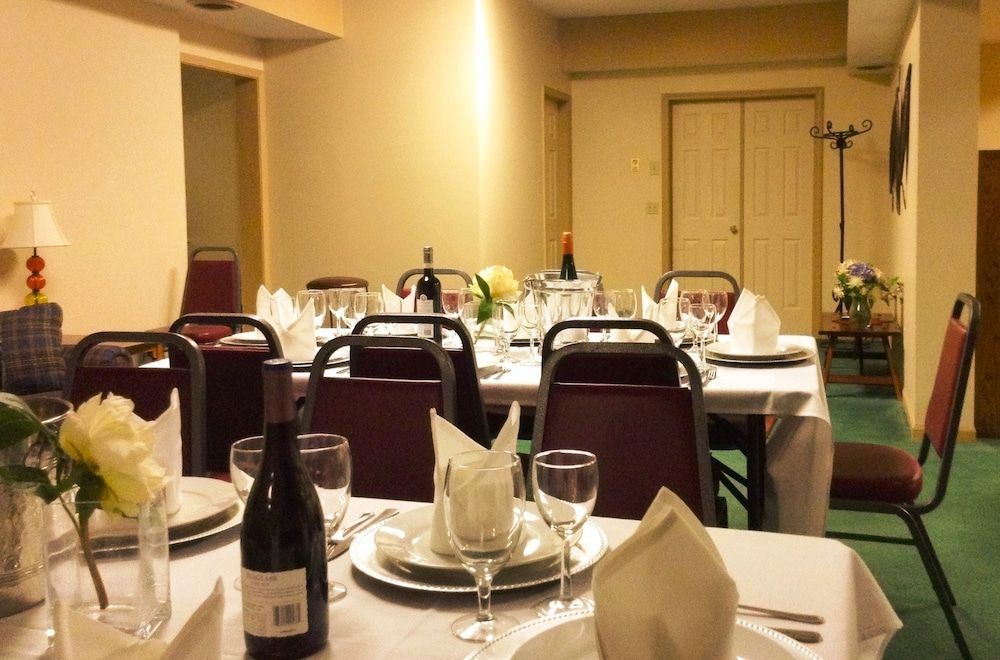 Pointes North Inn - photo 34