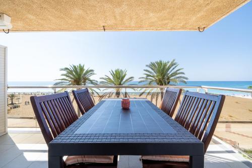 Coral Beach by Pat — 4-Star Luxury Hotel in El Vendrell, Spain