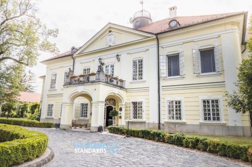 Szidónia Castle — 4-Star Luxury Hotel in Sopron, Hungary