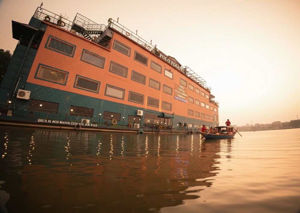 Polo Floatel Kolkata - carbon neutral hotel in Kolkata